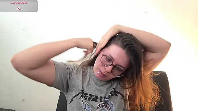 Snapshot of irinasweet27 chatting on 09-16-25, 01:45 irinasweet27 online show from 09-16-25, 01:45