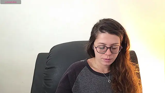 Snapshot of irinasweet27 chatting on 09-18-25, 01:13 irinasweet27 online show from 09-18-25, 01:13