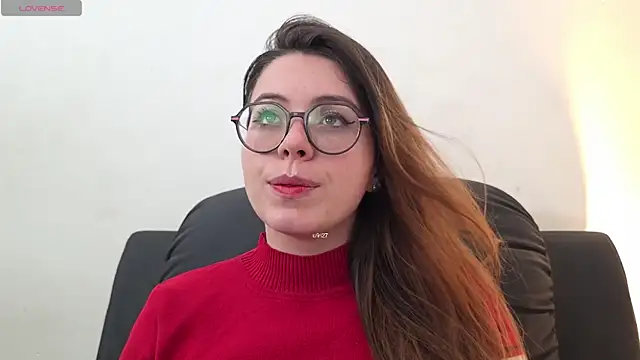 Snapshot of irinasweet27 chatting on 09-28-25, 02:55 irinasweet27 online show from 09-28-25, 02:55