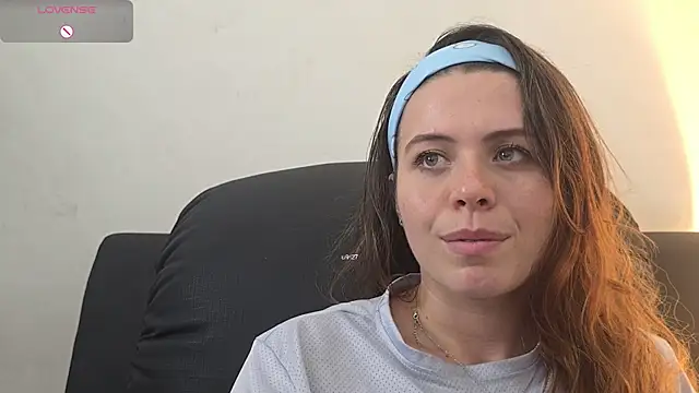 Snapshot of irinasweet27 chatting on 10-02-25, 01:23 irinasweet27 online show from 10-02-25, 01:23