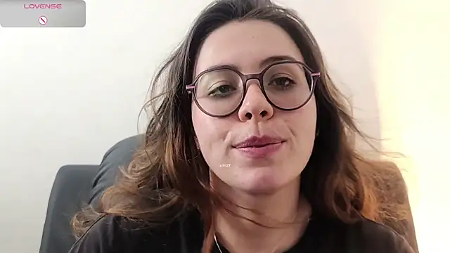 Snapshot of irinasweet27 chatting on 10-24-25, 12:30 irinasweet27 online show from 10-24-25, 12:30