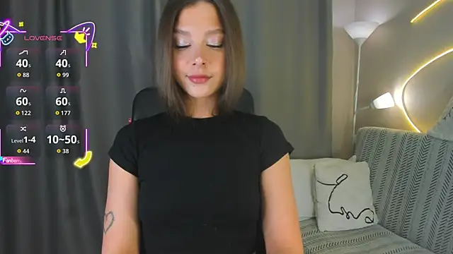 Alice hailey  online show from 04-28-26, 08:03