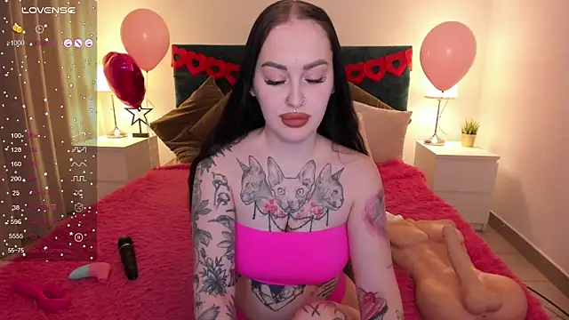 Snapshot of missAngellina chatting on 02-21-25, 01:55 missAngellina online show from 02-21-25, 01:55