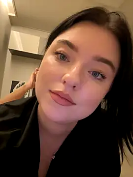 Angela Fosterr online show from 11-27-25, 07:27