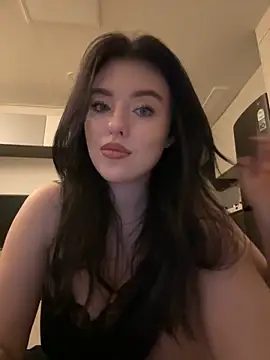 Angela Fosterr online show from 04-12-26, 05:51