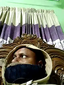 Niladri1410 online show from 12-28-24, 04:09