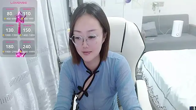 -orange  online show from 09-24-25, 07:33