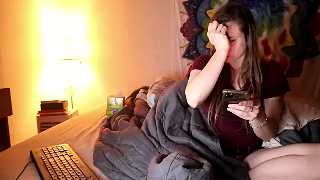 Snapshot of xxpixeyxx chatting on 03-04-25, 09:40 xxpixeyxx online show from 03-04-25, 09:40