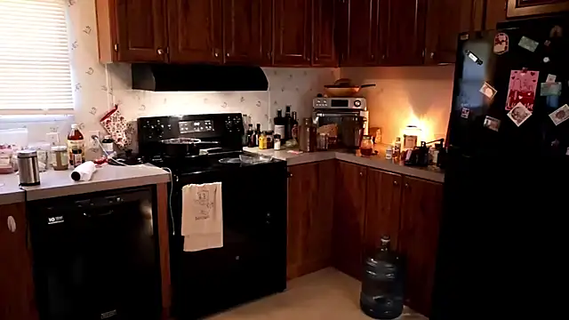 Snapshot of xxpixeyxx chatting on 09-11-25, 08:09 xxpixeyxx online show from 09-11-25, 08:09