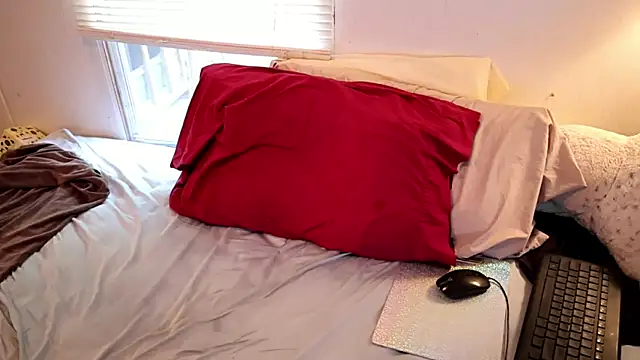 Snapshot of xxpixeyxx chatting on 10-27-25, 06:23 xxpixeyxx online show from 10-27-25, 06:23