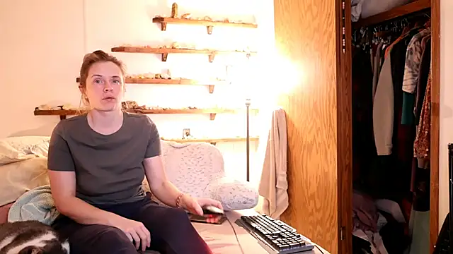 xxpixeyxx online show from 04-16-26, 02:07