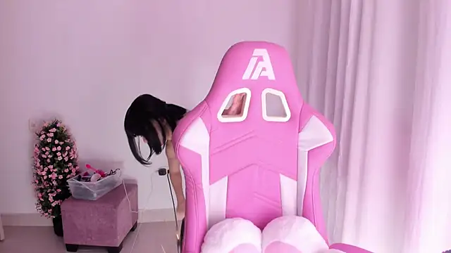 keissy rincon  online show from 12-20-25, 02:29