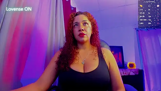 Snapshot of ana_sweet2 chatting on 06-05-26, 10:15 ana sweet2 online show from 06-05-26, 10:15