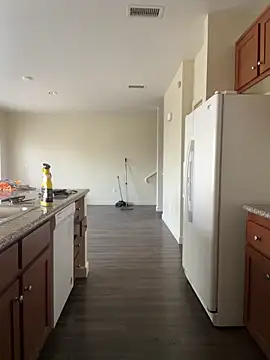 demonslayerr999 online show from 02-18-25, 12:37