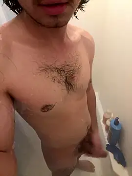 Snapshot of demonslayerr999 chatting on 01-08-26, 05:32 demonslayerr999 online show from 01-08-26, 05:32