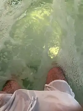 Snapshot of demonslayerr999 chatting on 02-11-26, 04:50 demonslayerr999 online show from 02-11-26, 04:50