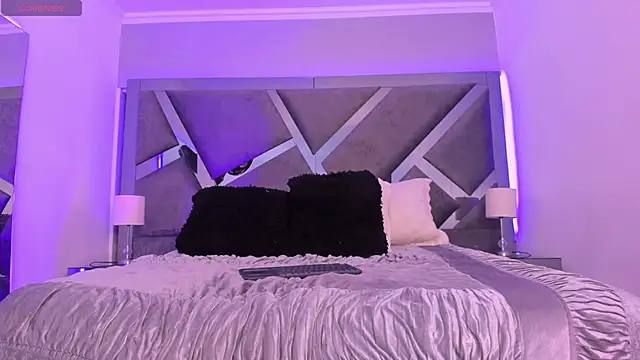 JulietaHazze online show from 02-27-25, 04:52