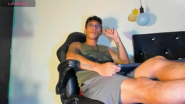 FuckHardlove online show from 12-28-24, 05:25