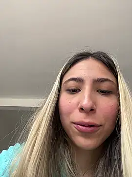 Ameellie online show from 10-25-25, 04:13