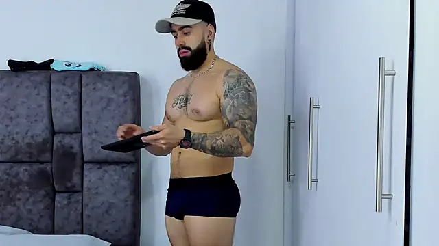 Zack Froone online show from 02-24-25, 01:42