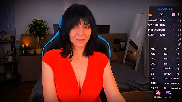  Kelly   online show from 11-17-25, 12:55