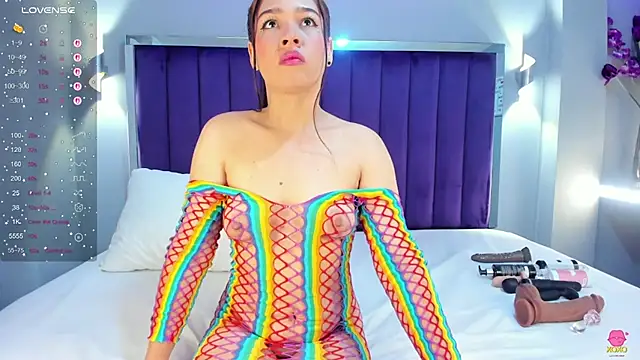 Snapshot of SaraRiley chatting on 09-29-25, 10:58 SaraRiley online show from 09-29-25, 10:58