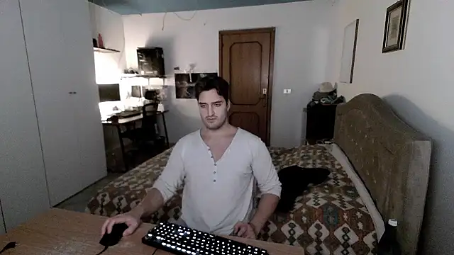 Snapshot of Alexox02 chatting on 12-05-24, 06:11 Alexox02 online show from 12-05-24, 06:11