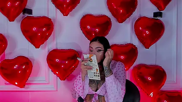 Kleeopatra  online show from 02-15-25, 02:58