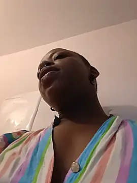Snapshot of Coco_Kiss chatting on 05-31-26, 01:29 Coco Kiss online show from 05-31-26, 01:29