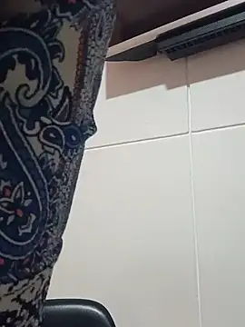 Snapshot of Coco_Kiss chatting on 06-08-26, 06:30 Coco Kiss online show from 06-08-26, 06:30