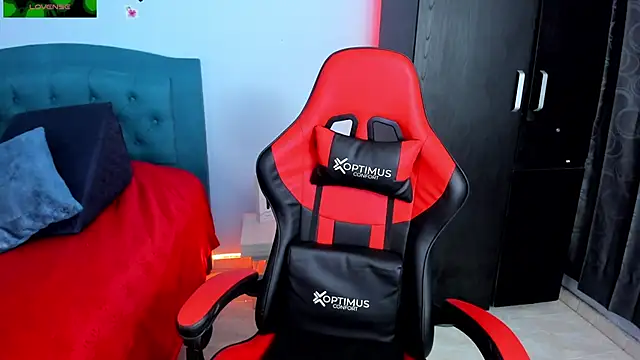 charlotee lovee69 online show from 03-10-25, 12:29