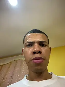 MoiseXxx 777 online show from 12-03-24, 06:15