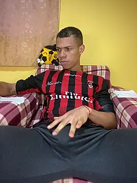 MoiseXxx 777 online show from 12-12-24, 06:25