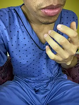 MoiseXxx 777 online show from 01-07-25, 06:27