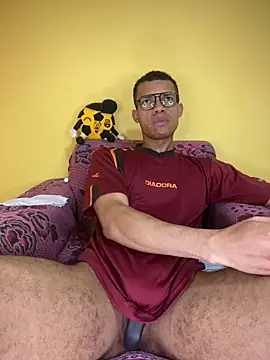 MoiseXxx 777 online show from 02-12-25, 09:52