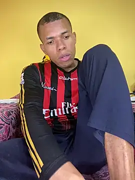 MoiseXxx 777 online show from 03-04-25, 06:26