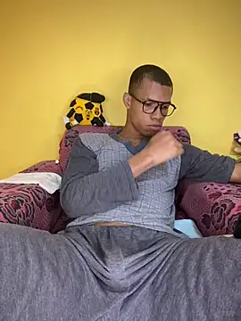 MoiseXxx 777 online show from 03-09-25, 10:08