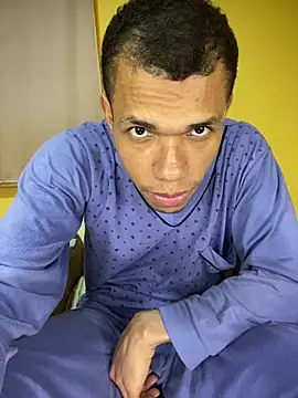 MoiseXxx 777 online show from 09-19-25, 06:26