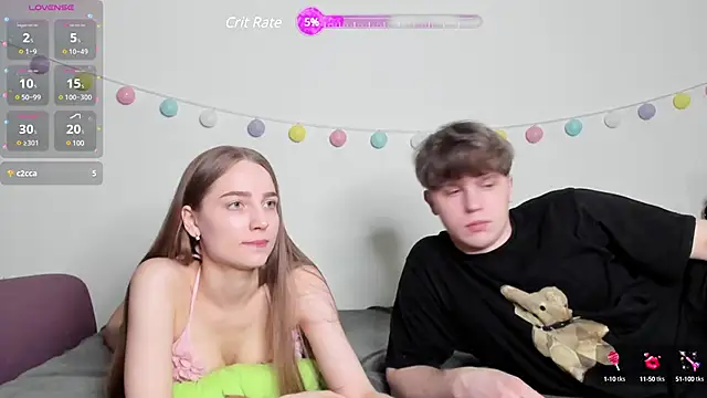 Snapshot of Emily_and_Ilumi chatting on 01-24-25, 03:24 Emily and Ilumi online show from 01-24-25, 03:24