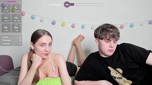 Snapshot of Emily_and_Ilumi chatting on 01-24-25, 08:11 Emily and Ilumi online show from 01-24-25, 08:11