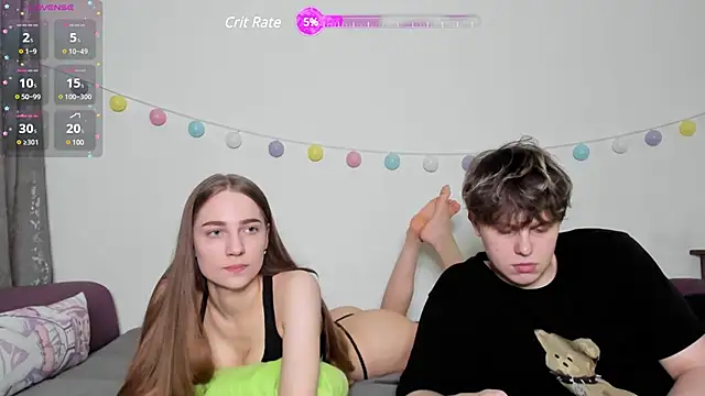 Snapshot of Emily_and_Ilumi chatting on 02-19-25, 08:41 Emily and Ilumi online show from 02-19-25, 08:41