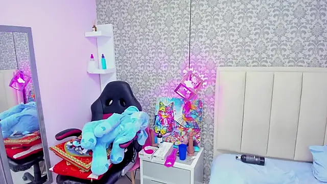 MILEY JOAS2 online show from 12-13-24, 10:34