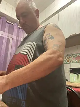 Russirayu online show from 10-14-25, 06:20