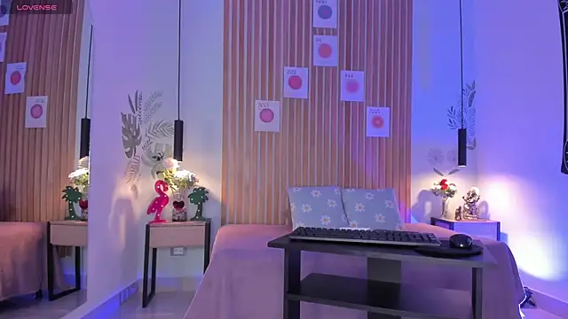 PawgGirl18 online show from 12-05-24, 04:23