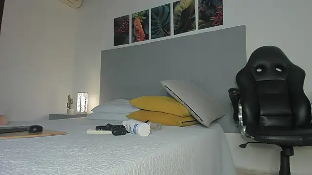  Molly rosse  online show from 02-14-26, 12:24