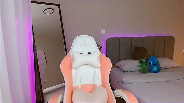 Snapshot of Mrs_Tory chatting on 01-23-25, 03:26 Mrs Tory online show from 01-23-25, 03:26