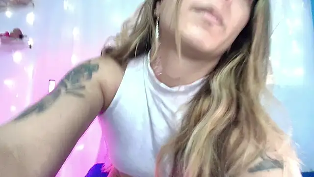 Natasha Wilde  online show from 12-28-24, 10:13