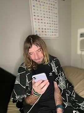 Snapshot of 4kUsh2Fashion0 chatting on 01-21-25, 03:26 4kUsh2Fashion0 online show from 01-21-25, 03:26