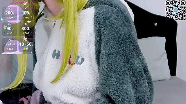 nonawhitemm online show from 10-20-25, 11:38