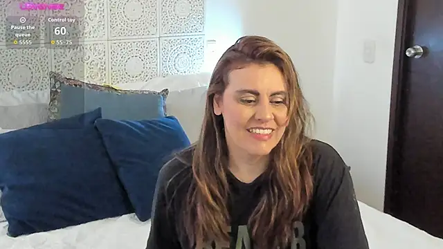 V monse online show from 11-19-25, 11:54